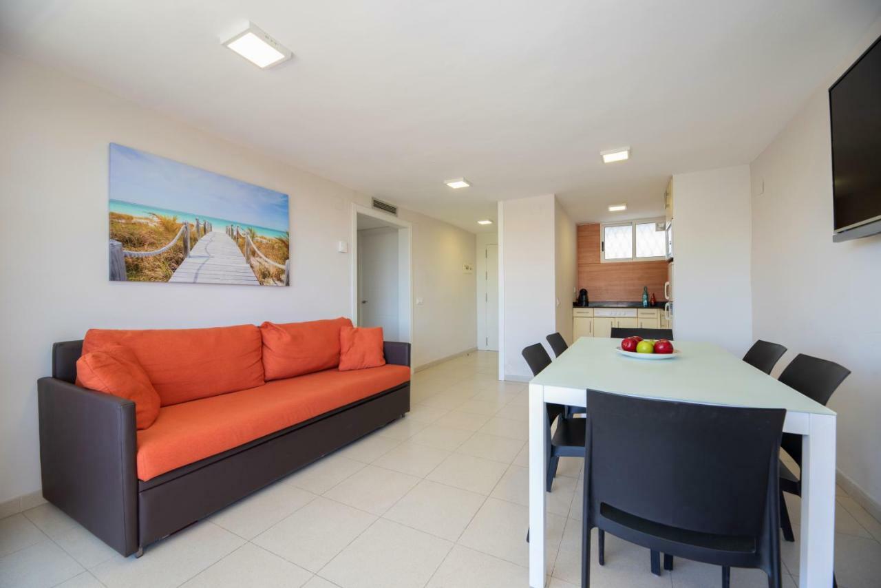 Rentalmar Navarra Family Suites Salou Eksteriør billede