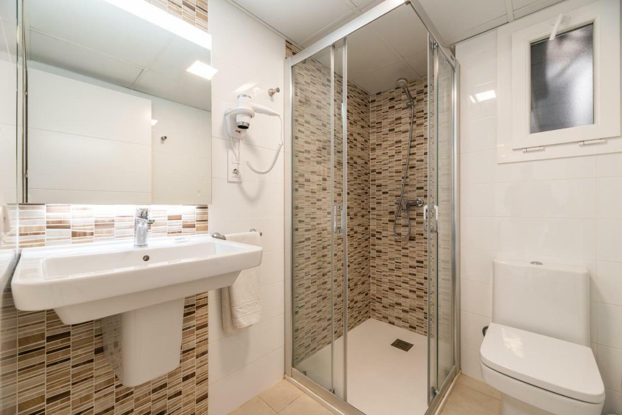 Rentalmar Navarra Family Suites Salou Eksteriør billede